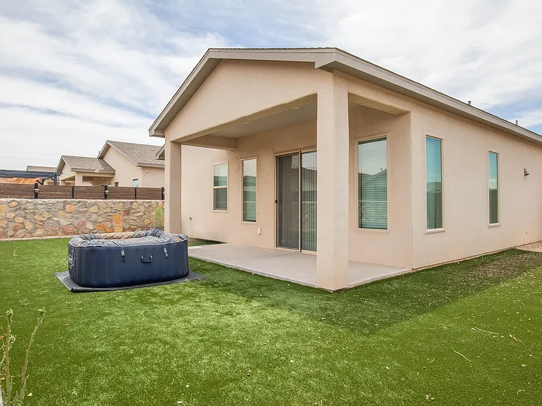 3905 Santa Alexandra Rd — Photo 17