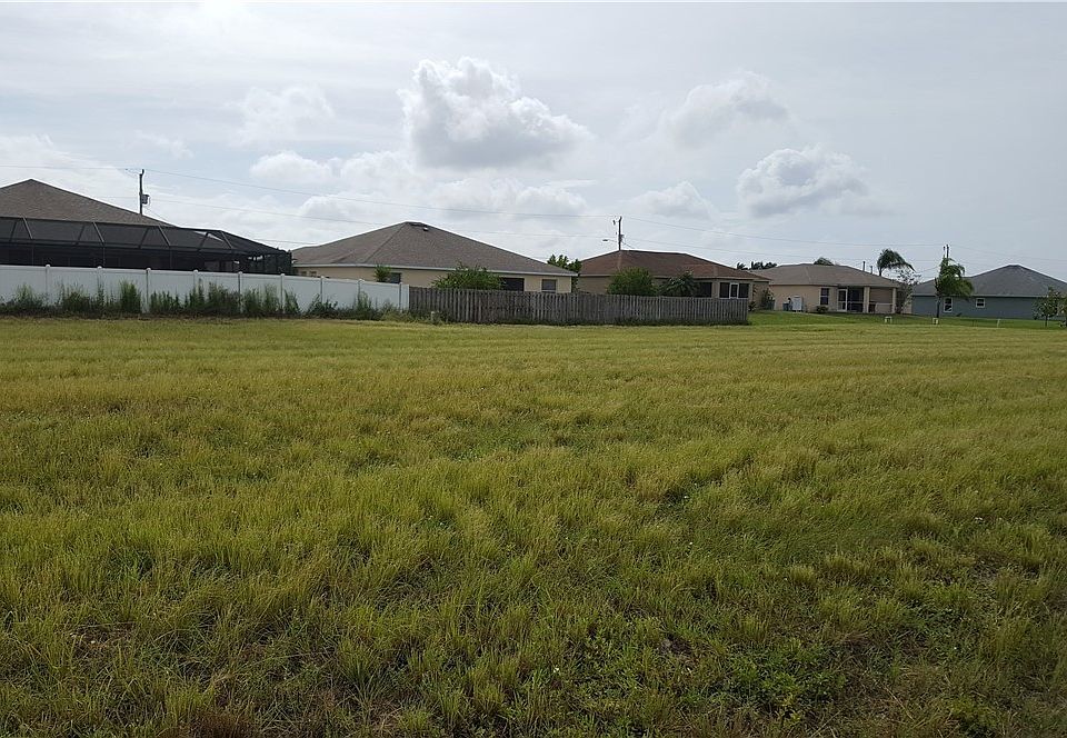 1st image of 1335 Chiquita Blvd N