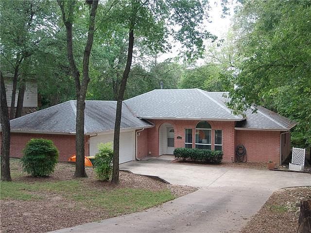 1st image of 1010 Cedar Trail Dr