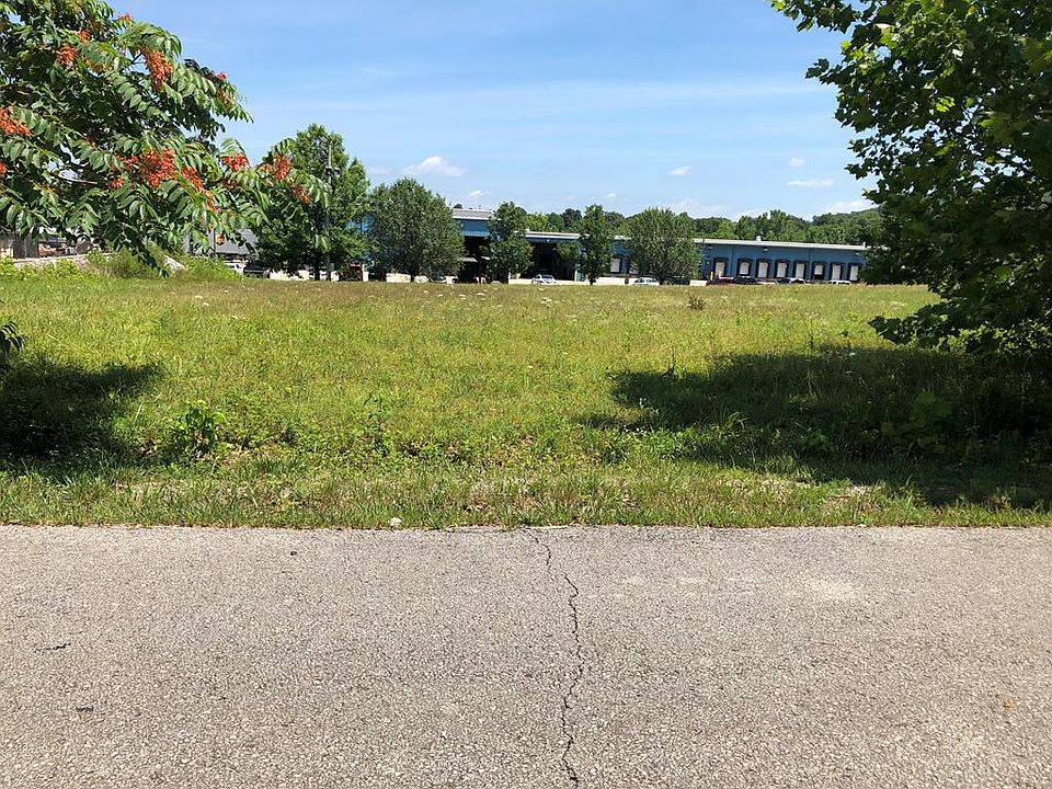 1st image of 310 Industrial Cir