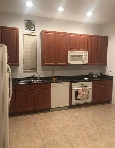 6903 Julia Gardens Dr — Photo 2