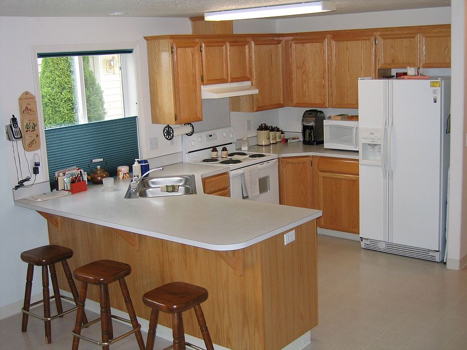 2nd image of 11502 NE 29th St