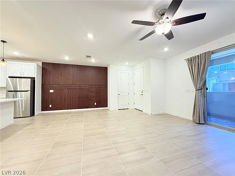 11402 Crimson Ledge Ave — Photo 4