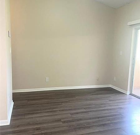 2nd image of 751 Cypress Ln #7L
