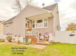 33 Menlo Ave, Metuchen, NJ 08840