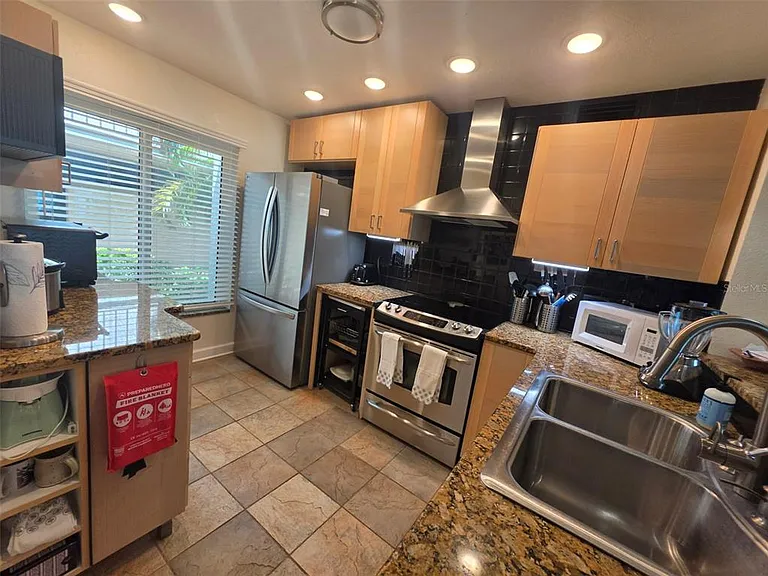 6295 Bahia Del Mar Cir #111 — Photo 7