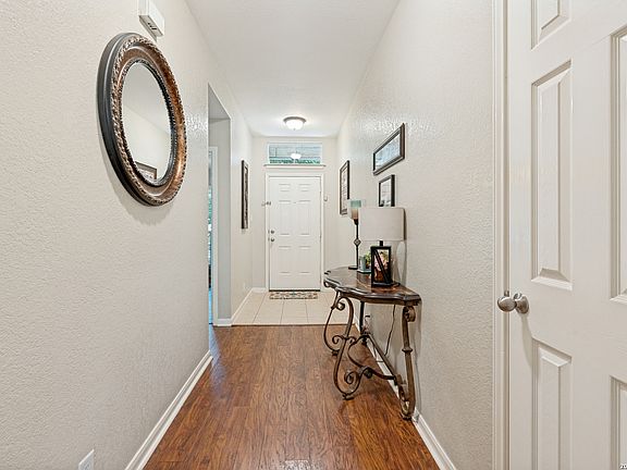 4th image of 3431 Zachary St