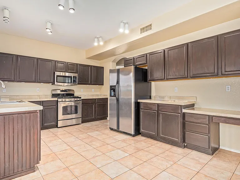 25845 N 47th Pl — Photo 14