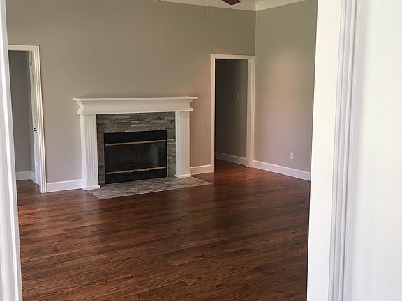 4th image of 9332 Weeping Willow Dr