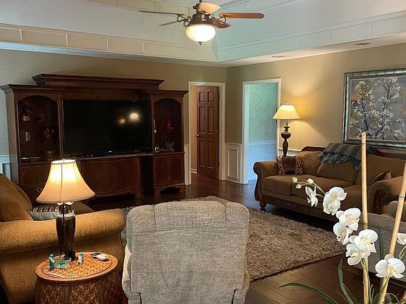 4th image of 6645 Blue Bird Ln