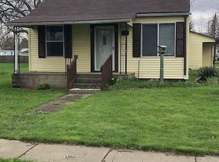 600 W Jackson Dr, Tekonsha, MI