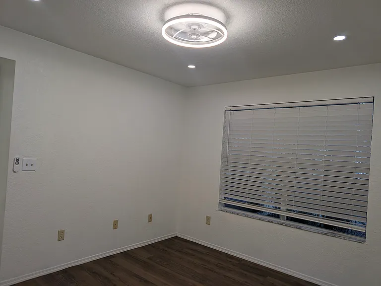 831 Camargo Way #112 — Photo 9