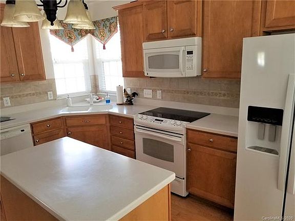 5th image of 22134 E Tern Ct #62