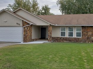 503 W Roanoke St, Broken Arrow, OK 74011