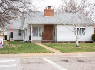 902 5th St, Chappell, NE 69129