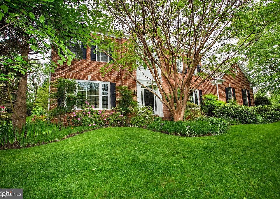 1st image of 2801 Gibson Oaks Dr
