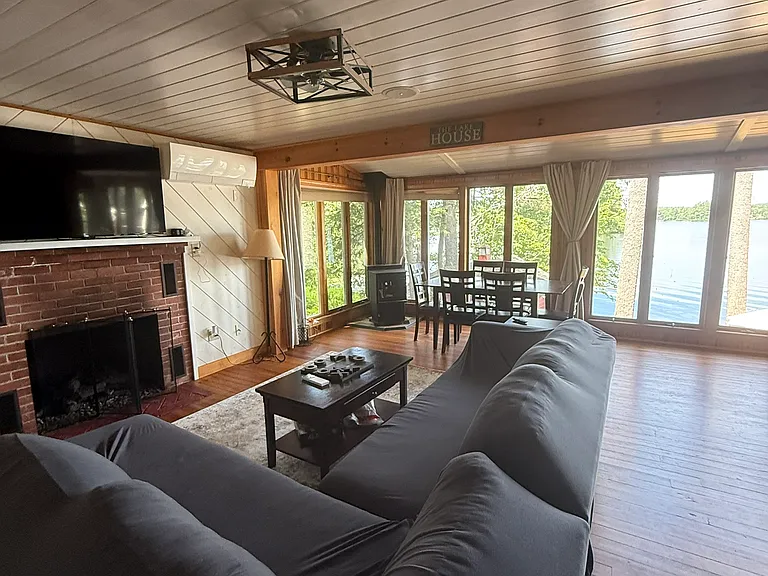 353 Mica Point Rd — Photo 8