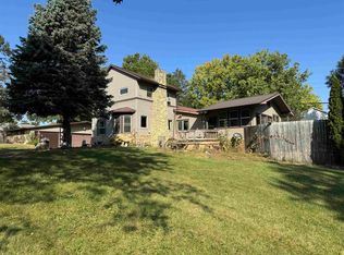 2221 Forest Ave, Beloit, WI 53511