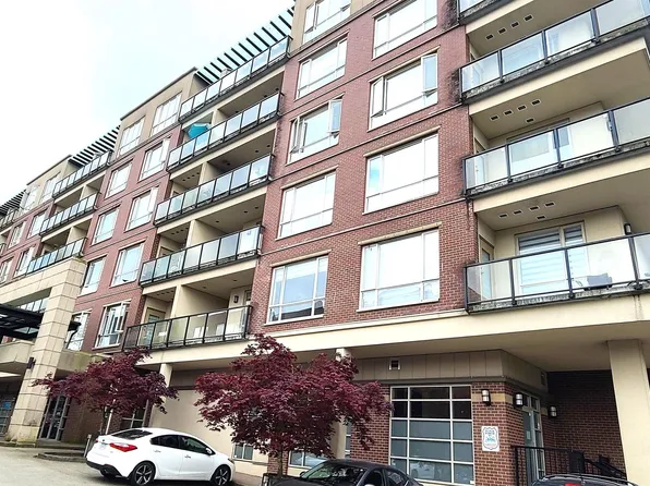 14333 104th Ave #518, Surrey, BC V3T 0E1