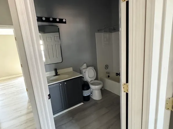 9805 Juniper Dr, Bowie, MD 20721