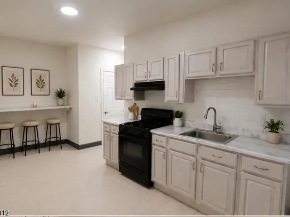 413 Lyons Ave, Newark, NJ 07112