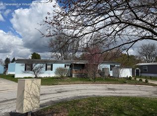 76 W Foxrun St, Holland, OH