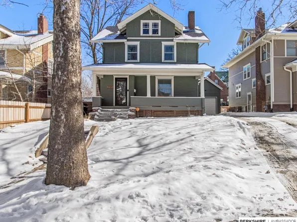 2105 S 33rd St, Omaha, NE 68105