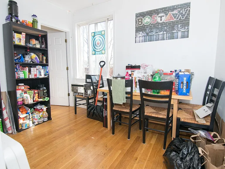 41 Egremont Rd #4 — Photo 4