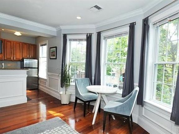 3rd image of 613-615 Dorchester Ave #2