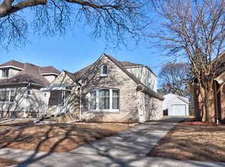 2922 S 45th St, Milwaukee, WI 53219