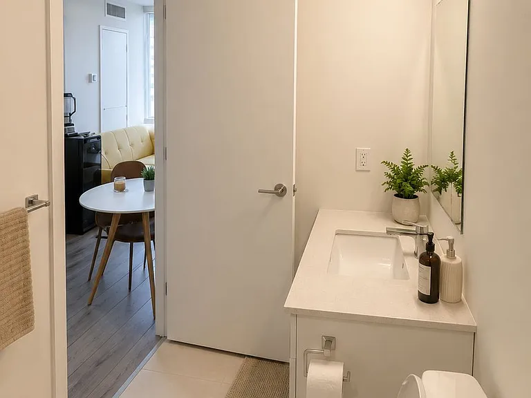 15 Ellerslie Ave #3003 — Photo 6