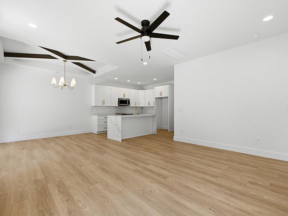 5th image of 1777 Millie Ln