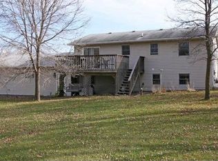 9733 Bechtold Rd, Rogers, MN 55374