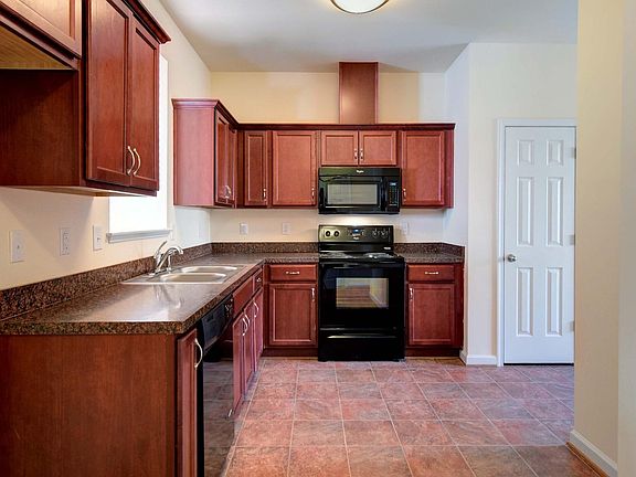 Kitchen Img. 1