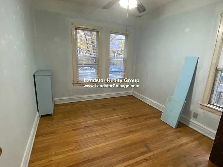 4929 N Whipple St #1W — Photo 2