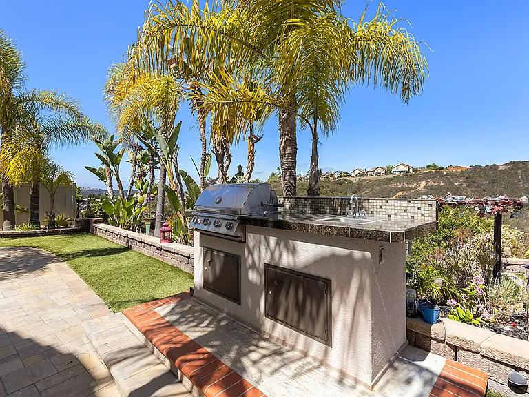 12304 Dormouse Rd — Photo 44