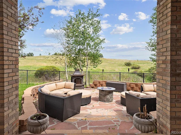 10796 Quail Creek Dr E — Photo 44