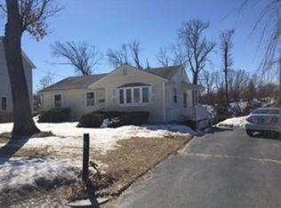 99 Agnes St, Springfield, MA 01118