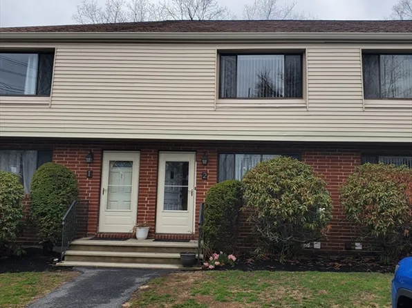 2 Sterling Ln #2, Haverhill, MA 01835