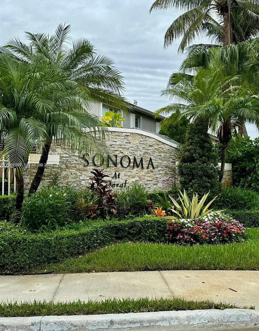 Doral Northeast Townhomes — Photo 1