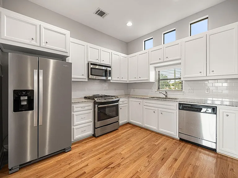 7650 Springhill St #601 — Photo 9