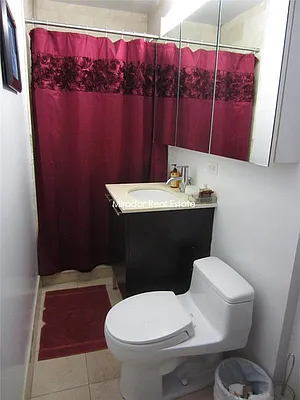 Rented by Mirador Real Estate | media 7