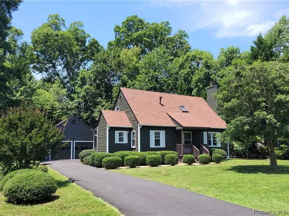 2902 Richard Pace S, Williamsburg, VA 23185