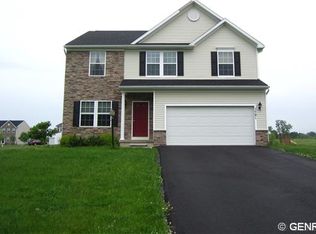 1791 Spartan Dr, Farmington, NY 14425