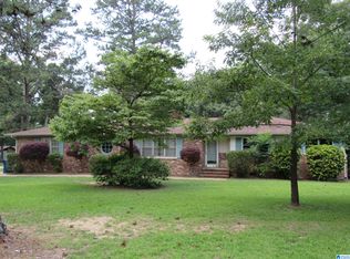 824 Robertson Rd, Anniston, AL 36207