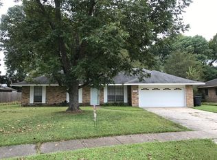 2513 Donald Dr, Baton Rouge, LA 70809
