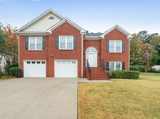 1540 Windsong Park Dr, Dacula, GA 30019