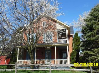 1050 Hoff Rd, Hanover, PA 17331