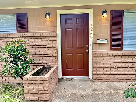 2nd image of 1269 Wooddell Dr