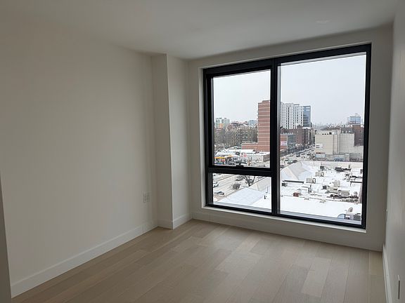2nd image of 14449 Northern Blvd Unit 709